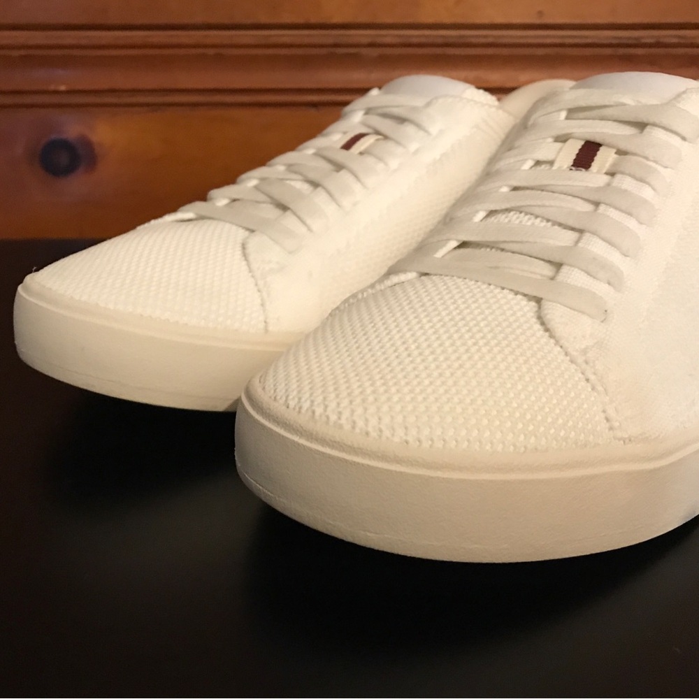 Kizik Knit White Sneaker Size 8 - Picture 6 of 11